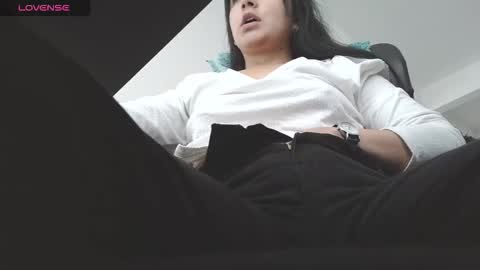 Snapshot of anddrea_ chatting on September 19, 11:33 am online show from September 19, 11:33 am