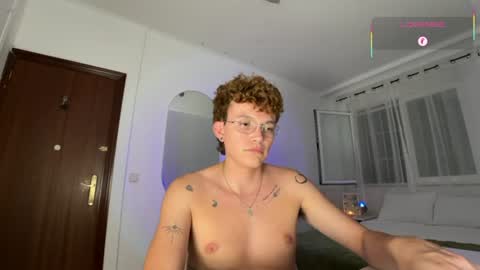Snapshot of anddres_boss chatting on June 16, 8:00 pm Tell Me ANDRESS ----- online show from June 16, 8:00 pm