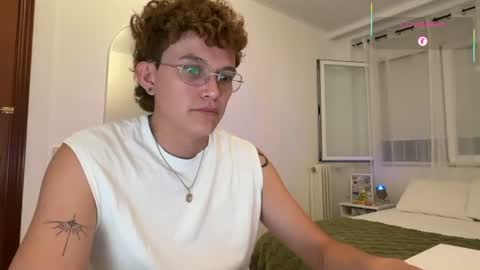 Snapshot of anddres_boss chatting on June 17, 5:58 pm Tell Me ANDRESS ----- online show from June 17, 5:58 pm