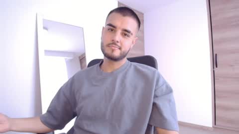 Snapshot of ander_6 chatting on September 16, 8:43 pm Ander online show from September 16, 8:43 pm
