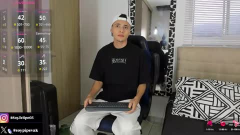 Snapshot of ander_bisex chatting on October 13, 11:21 am Ander online show from October 13, 11:21 am