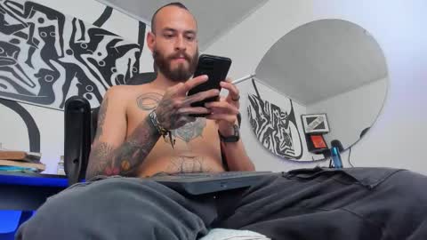 Andrs   -                   online show from February 14, 9:22 pm