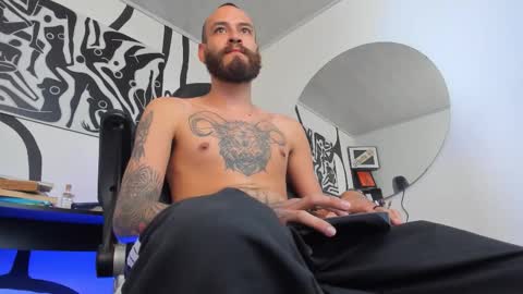 Andrs   -                   online show from February 18, 12:39 am