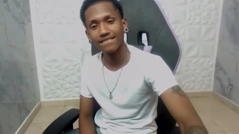 Snapshot of anderson_000 chatting on February 4, 6:58 pm ANDERSON online show from February 4, 6:58 pm