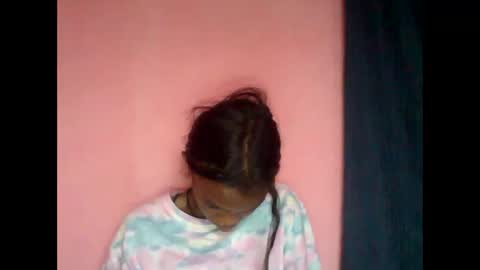 Snapshot of andohh237973 chatting on November 11, 12:16 pm andohh237973 online show from November 11, 12:16 pm