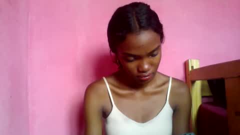 Snapshot of andohh237973 chatting on February 6, 8:29 am andohh237973 online show from February 6, 8:29 am