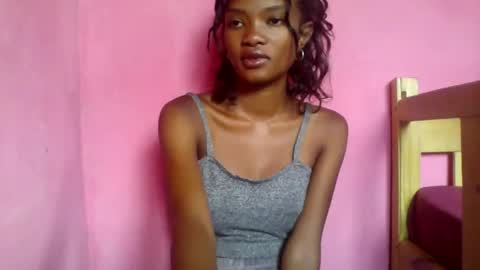 Snapshot of andohh237973 chatting on February 16, 7:26 am andohh237973 online show from February 16, 7:26 am