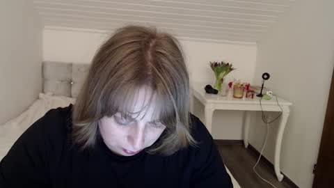 Snapshot of andorphina chatting on February 13, 10:39 pm Andorphin online show from February 13, 10:39 pm