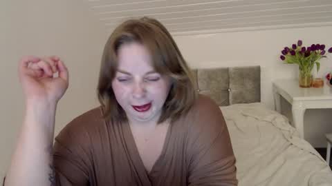 Snapshot of andorphina chatting on February 16, 8:49 pm Andorphin online show from February 16, 8:49 pm