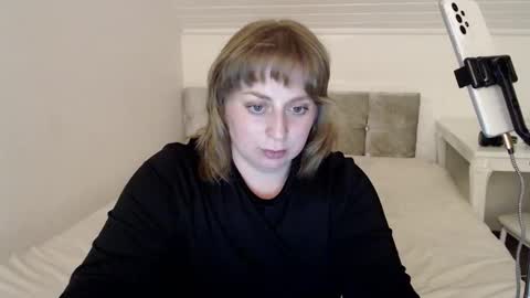 Snapshot of andorphina chatting on March 4, 9:54 pm Andorphin online show from March 4, 9:54 pm