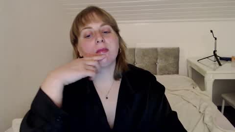 Snapshot of andorphina chatting on March 6, 8:38 pm Andorphin online show from March 6, 8:38 pm