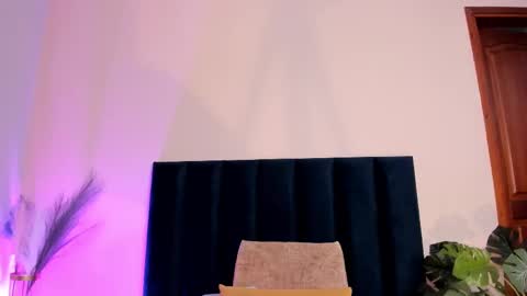 Andra Cyrus online show from November 13, 11:42 am