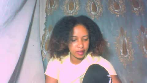 andre415913 online show from April 2, 1:58 am