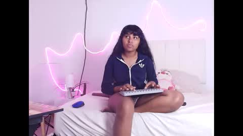 Snapshot of andre_lezcano chatting on February 26, 7:24 pm andre_lezcano online show from February 26, 7:24 pm