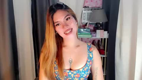 andrea06121998 online show from April 30, 4:02 pm