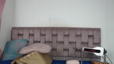 Andrea bigtits69 online show from May 14, 10:49 pm