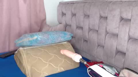 Andrea bigtits69 online show from June 11, 12:32 am