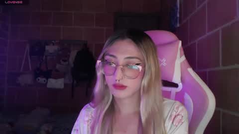 Andrea  online show from July 24, 5:38 am