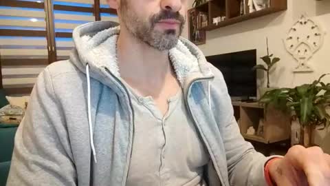 Snapshot of andrea_feetlover chatting on January 12, 6:40 am andrea_feetlover online show from January 12, 6:40 am