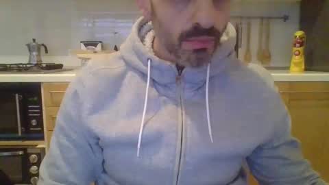 Snapshot of andrea_feetlover chatting on February 6, 7:02 am andrea_feetlover online show from February 6, 7:02 am