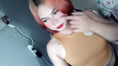 andrea_lovesyou online show from August 10, 5:00 am