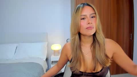 andrea online show from October 10, 12:31 am