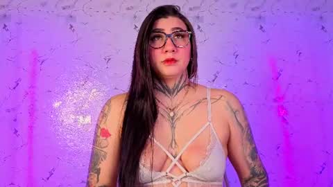 Andrea online show from August 5, 12:52 pm