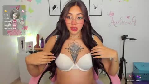 Andrea online show from May 13, 5:49 am