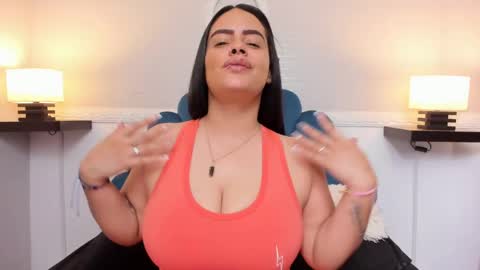 andreahgil online show from May 16, 1:10 pm