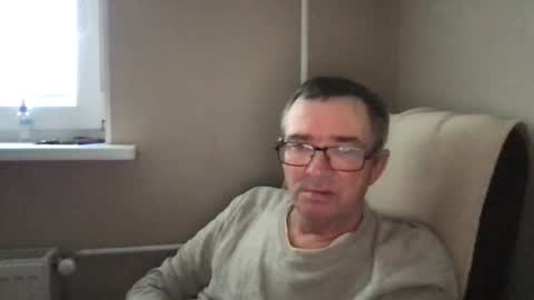 Snapshot of andreass60 chatting on February 5, 12:38 pm andreass60 online show from February 5, 12:38 pm