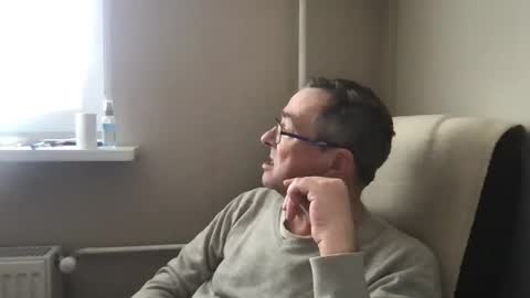 Snapshot of andreass60 chatting on February 18, 10:16 am andreass60 online show from February 18, 10:16 am