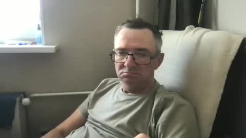 Snapshot of andreass60 chatting on September 13, 10:37 am andreass60 online show from September 13, 10:37 am