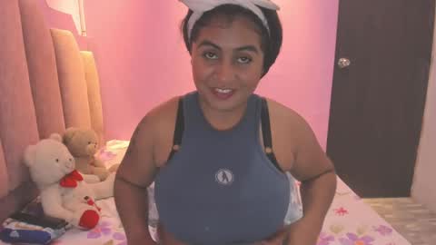 A n d r  e a S w e e t  online show from October 4, 8:18 pm