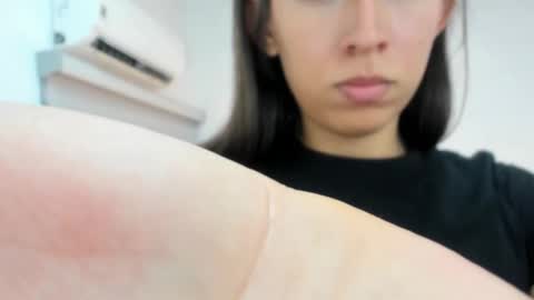 Snapshot of andrecastaneda chatting on February 17, 7:42 pm Andre Castaneda online show from February 17, 7:42 pm