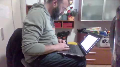 Andre online show from February 23, 7:50 am