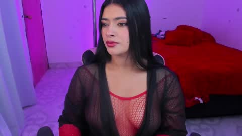 Snapshot of andreeart chatting on April 1, 6:36 am ig online show from April 1, 6:36 am