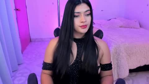 ig  online show from May 12, 9:39 am