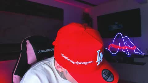 andrees_s online show from March 7, 12:02 pm