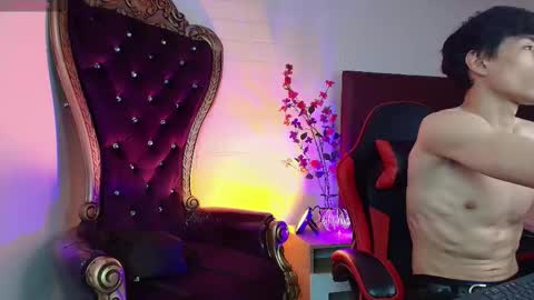 Snapshot of andreew_style_ chatting on March 21, 8:34 pm andreew_style_ online show from March 21, 8:34 pm