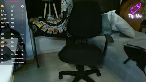 Andrew online show from February 23, 4:15 pm