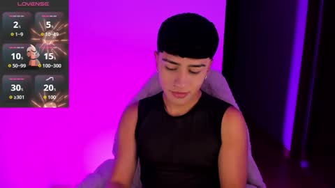 Andrew online show from October 9, 3:04 am