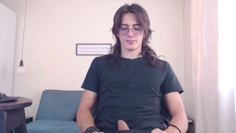 Snapshot of andreey50 chatting on February 12, 8:18 pm Andrey online show from February 12, 8:18 pm