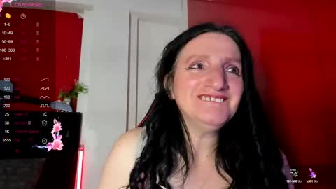 Snapshot of andrefoxx_ chatting on September 28, 5:13 am andre online show from September 28, 5:13 am