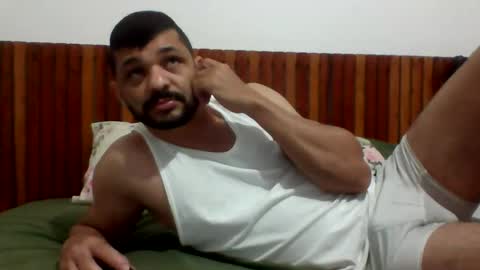 Snapshot of andreloko123 chatting on September 18, 2:02 am andreloko123 online show from September 18, 2:02 am