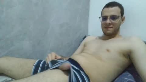 andres129494 online show from April 12, 2:38 am