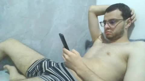 andres129494 online show from April 15, 2:07 am