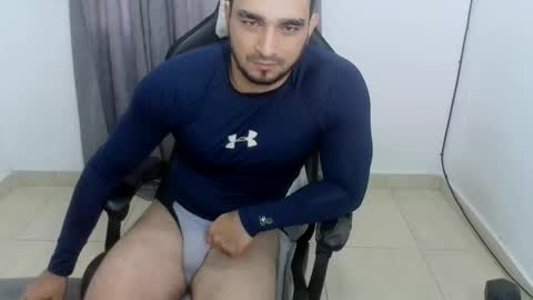 andres180950734 online show from May 9, 1:05 pm