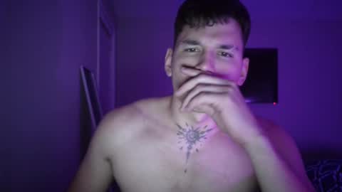 andres817542 online show from December 29, 8:00 am