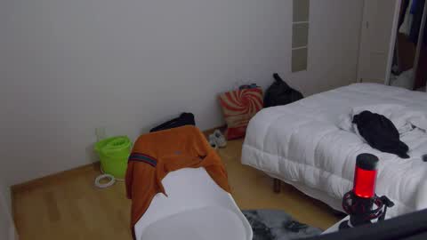 Snapshot of andres_dasli chatting on March 25, 9:54 pm andres_dasli online show from March 25, 9:54 pm