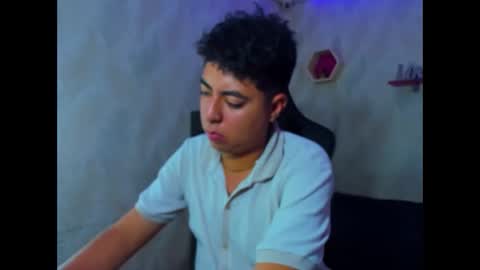 Jason online show from February 9, 7:07 pm